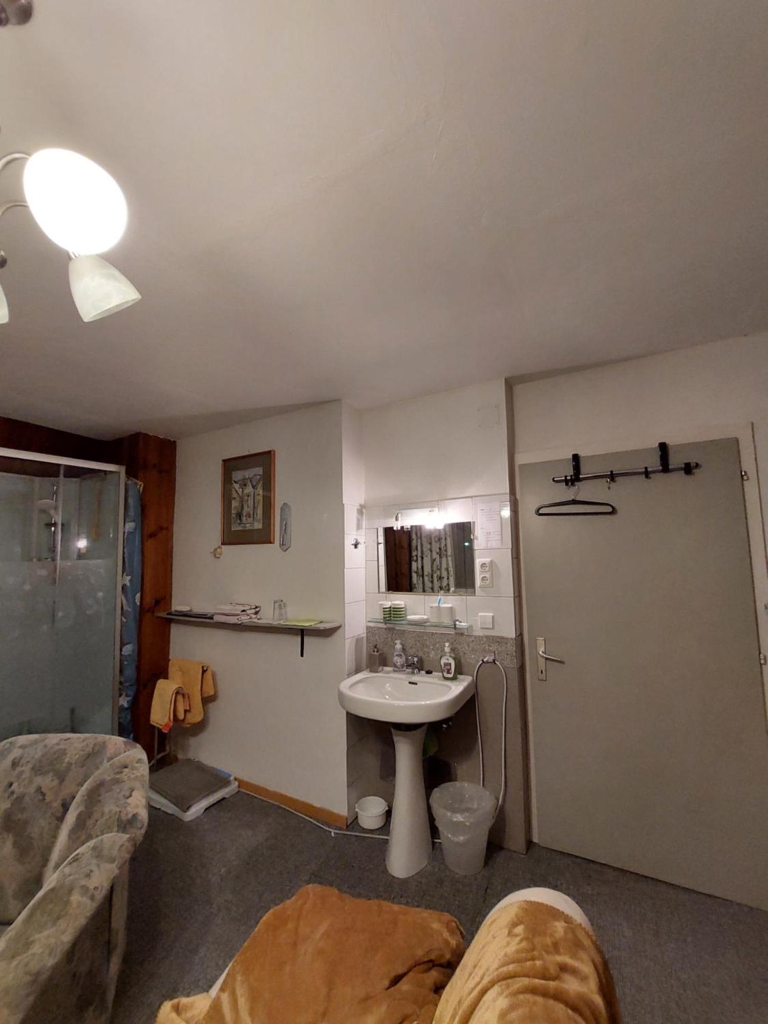 Privatzimmer Трибен Екстериор снимка